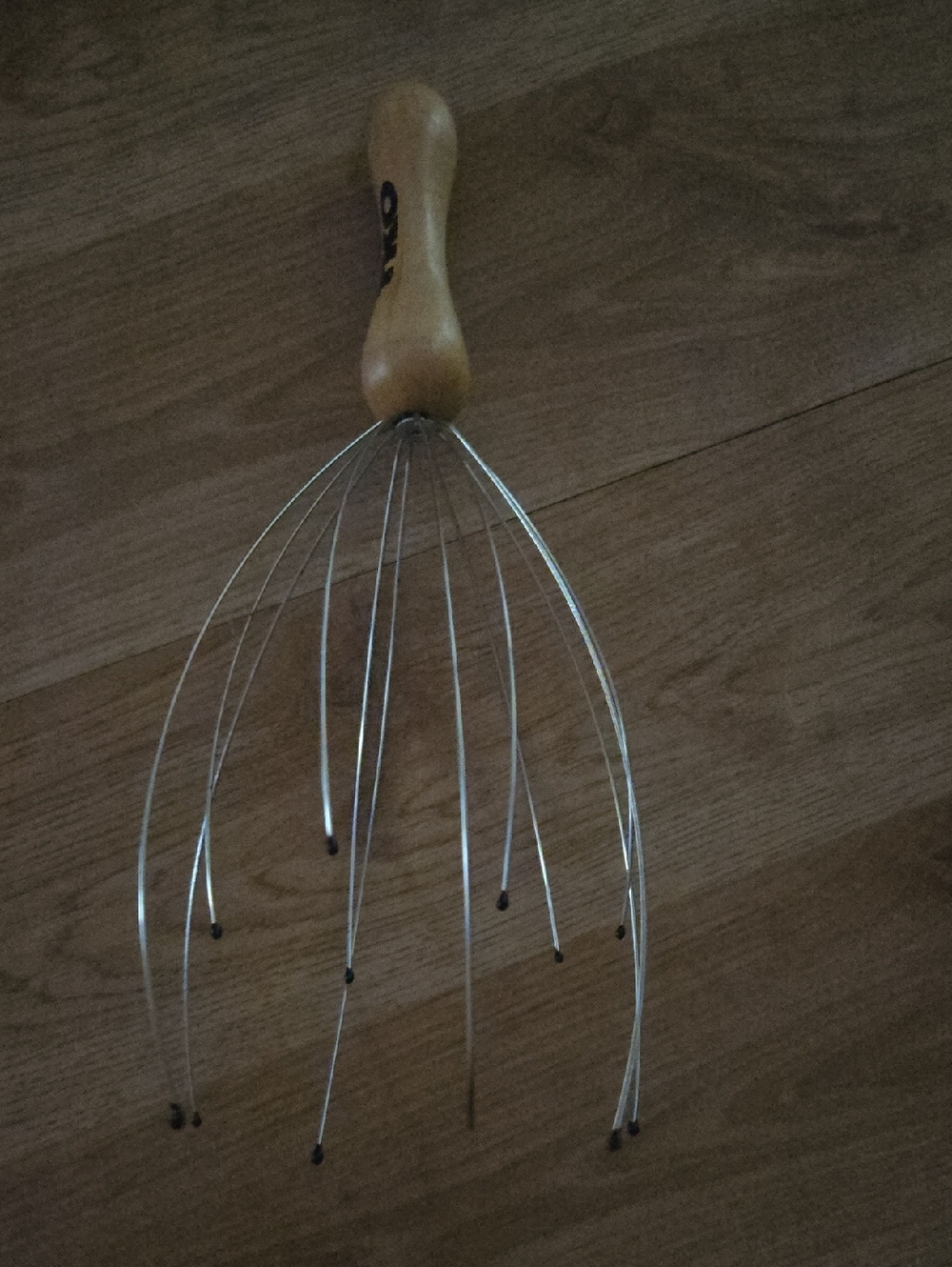 TKO Wood-Handle Scalp Massager in Natural Wood and Silver